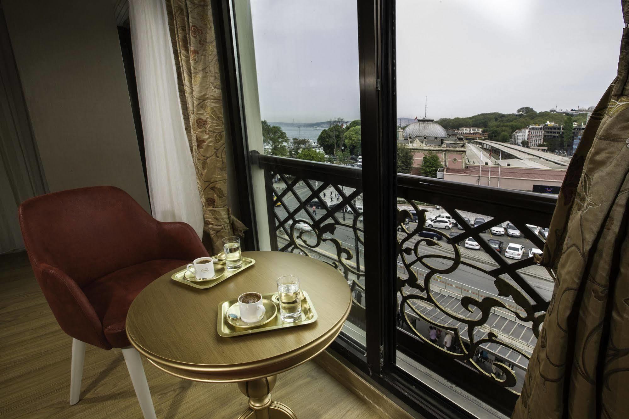 Phosphorion Hotell Istanbul Eksteriør bilde A room at the hotel